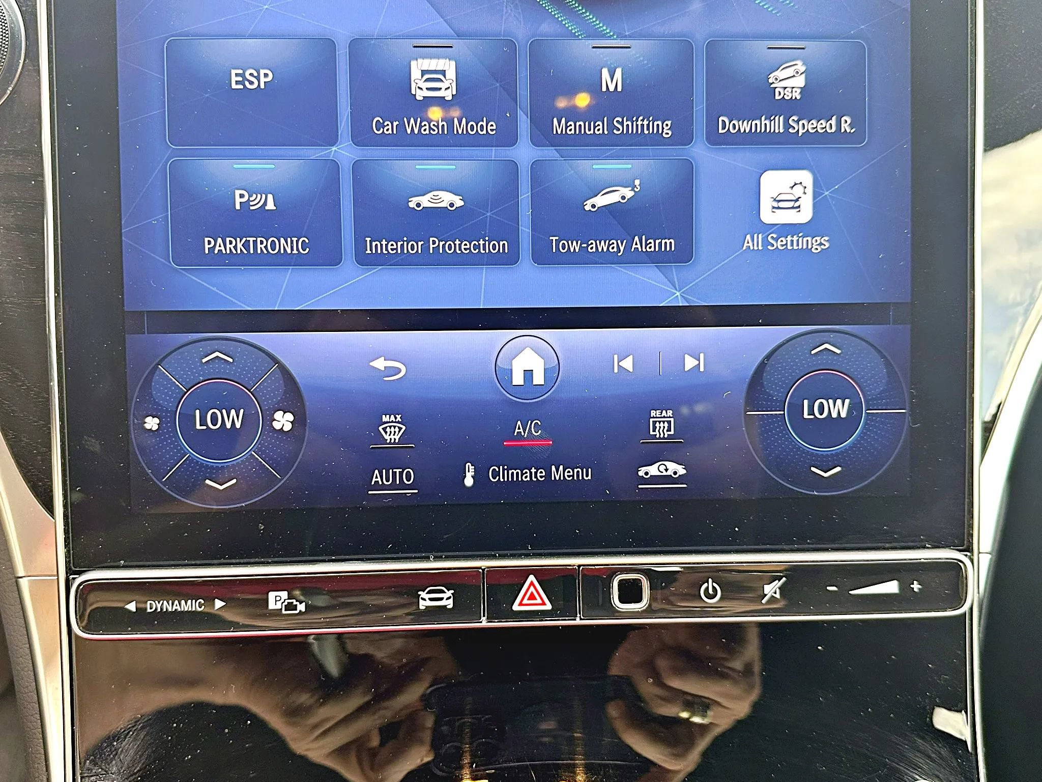Used 2023 Mercedes-Benz GLC 300 4MATIC image 38