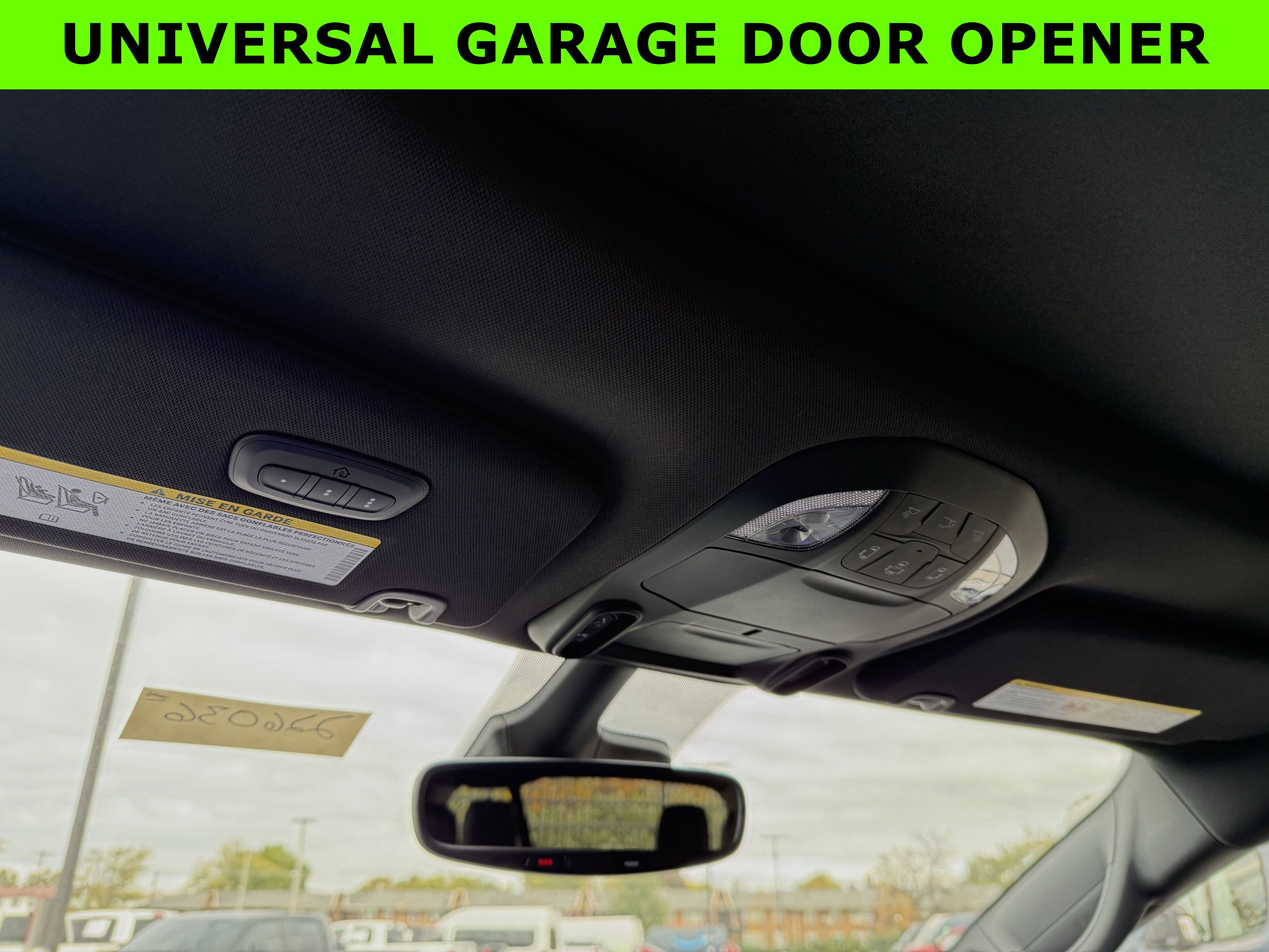 New 2026 Chrysler Pacifica Limited w/ Uconnect Theater Family Group image 31