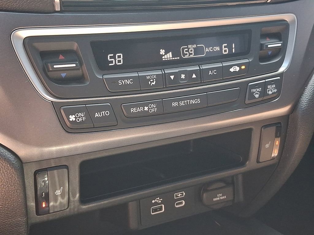 Used 2024 Honda Passport EX-L image 16