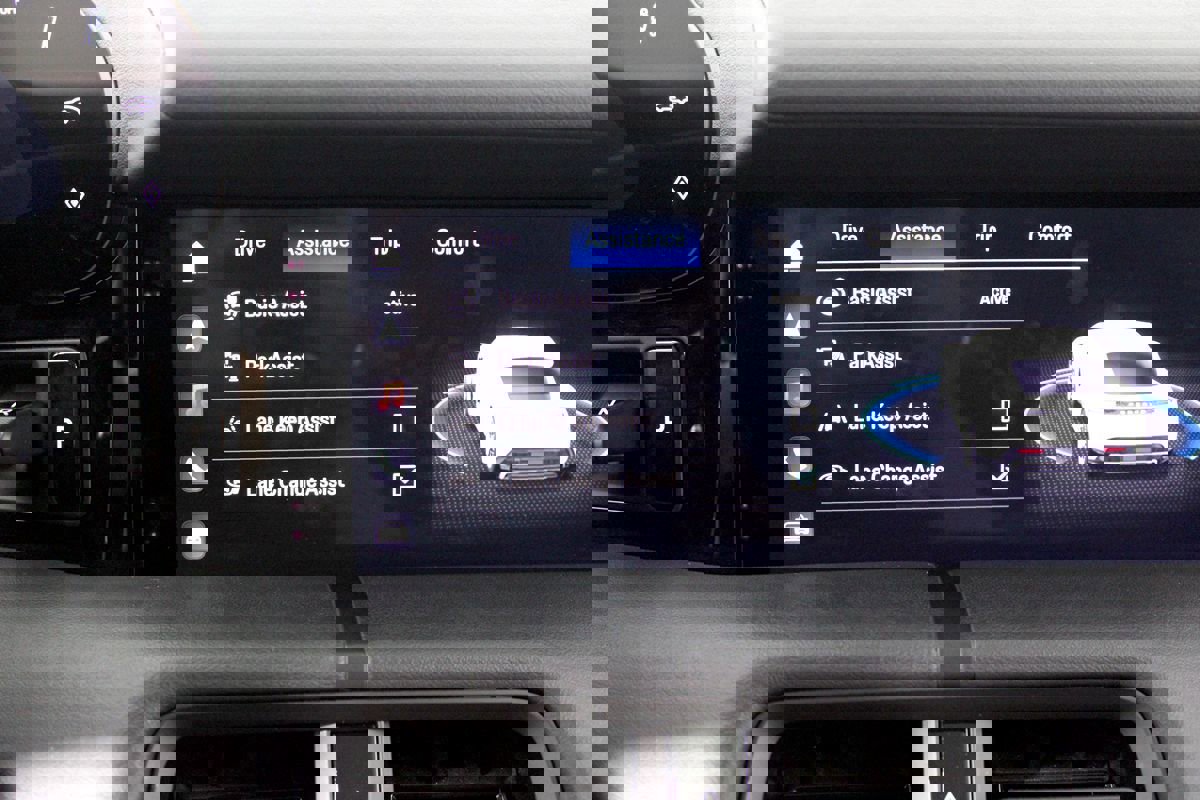 Used 2020 Porsche Taycan 4S image 29