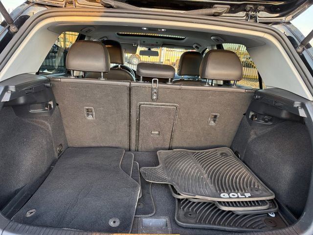 Used 2015 Volkswagen Golf SEL w/ Lighting Package (SEL) image 10