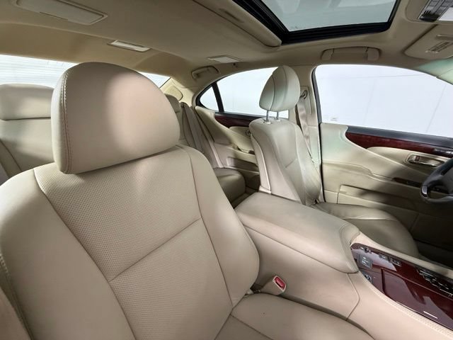 Used 2008 Lexus LS 460 RWD image 30