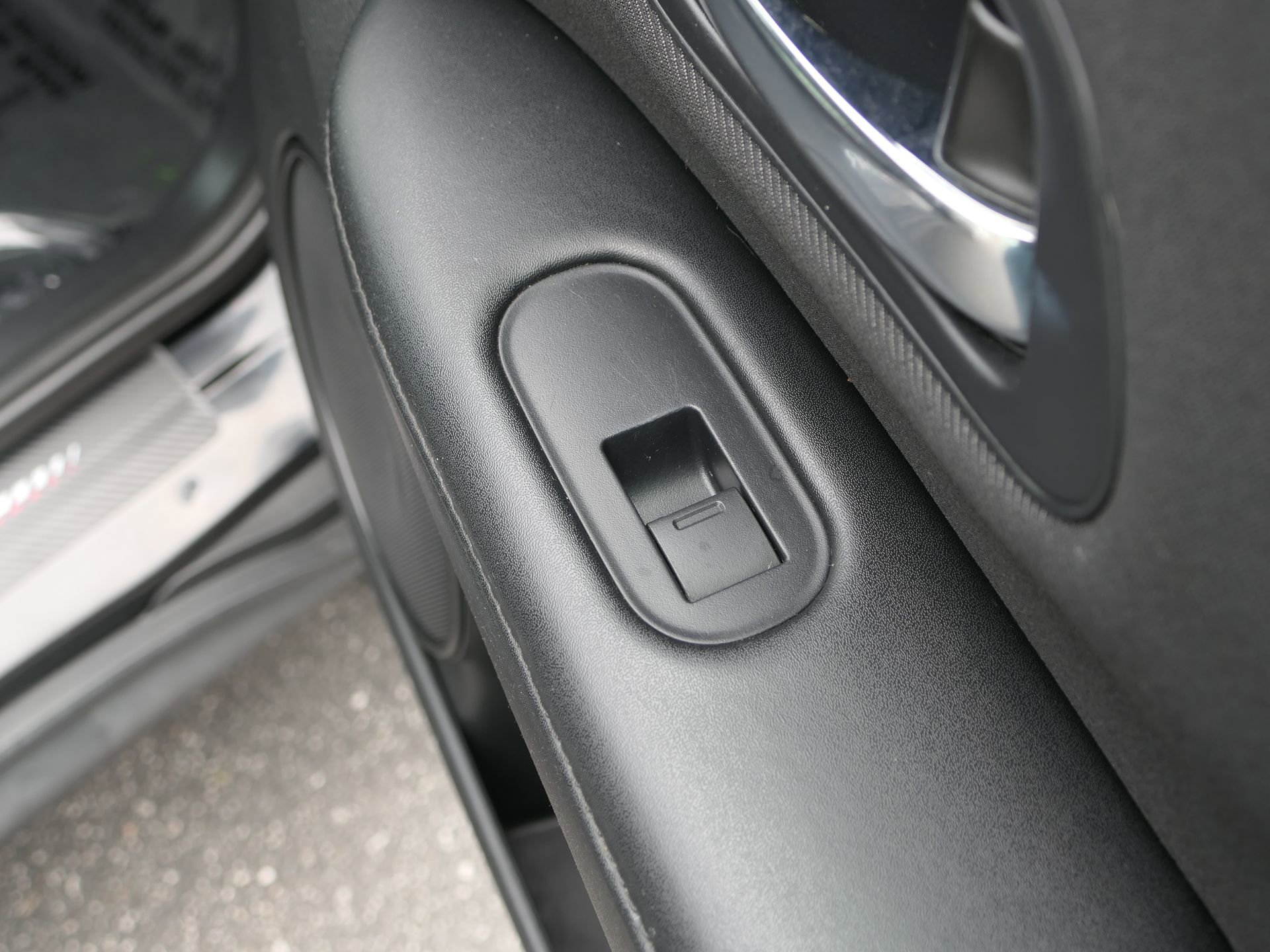 Used 2021 Honda HR-V LX image 25