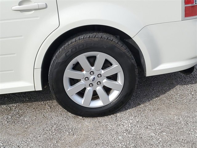 Used 2009 Ford Flex SE image 8