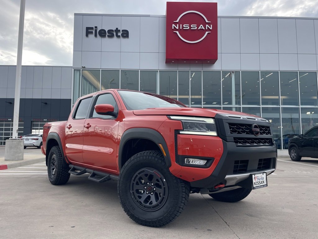 New 2025 Nissan Frontier PRO-4X w/ Interior Protection Package