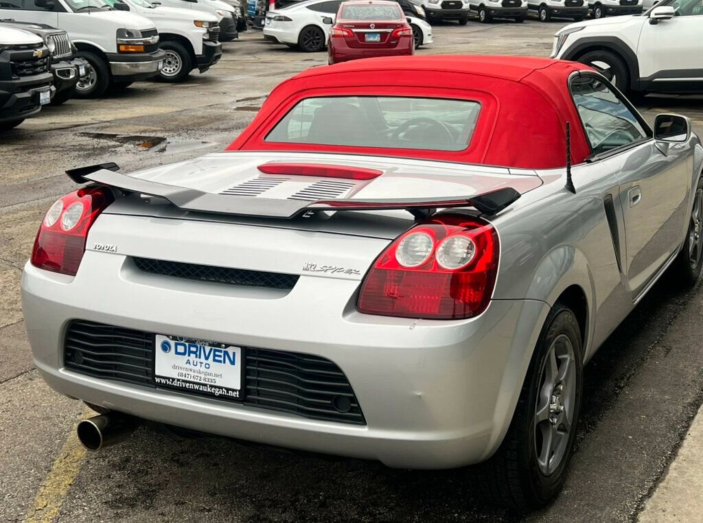 Used 2002 Toyota MR2 RWD image 5