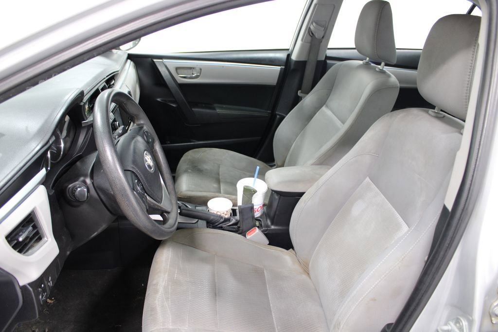 Used 2016 Toyota Corolla LE image 13