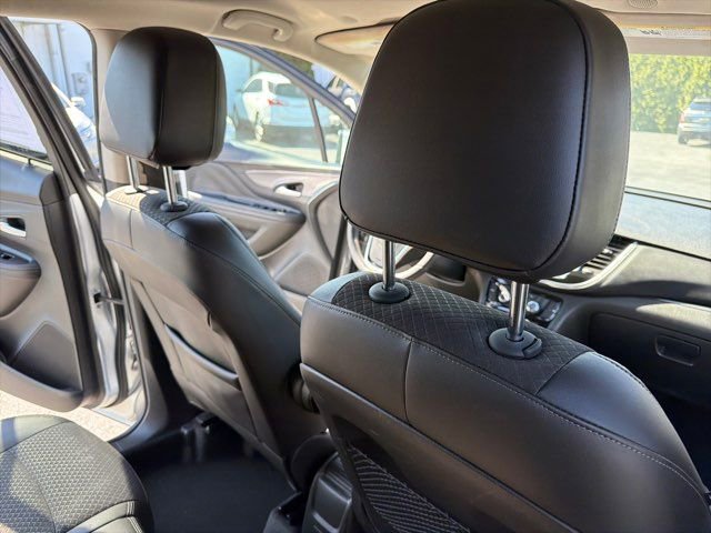 Used 2018 Buick Encore Preferred image 25