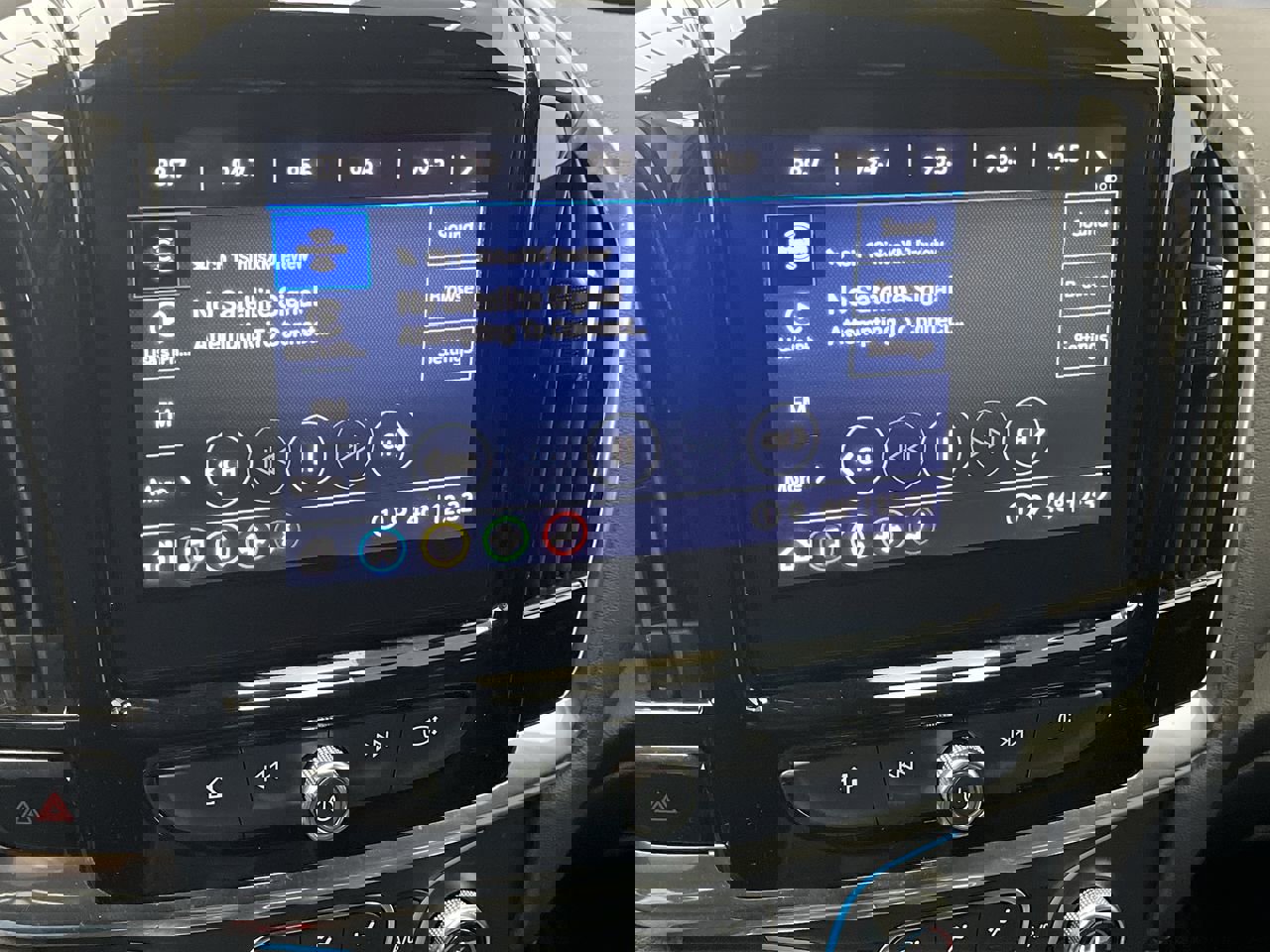 Certified 2023 Chevrolet Traverse LT image 19