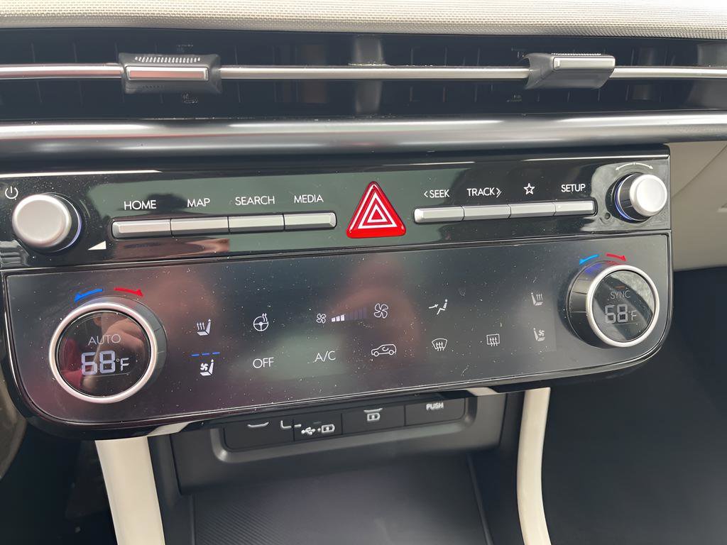 Used 2025 Hyundai Tucson Limited image 37