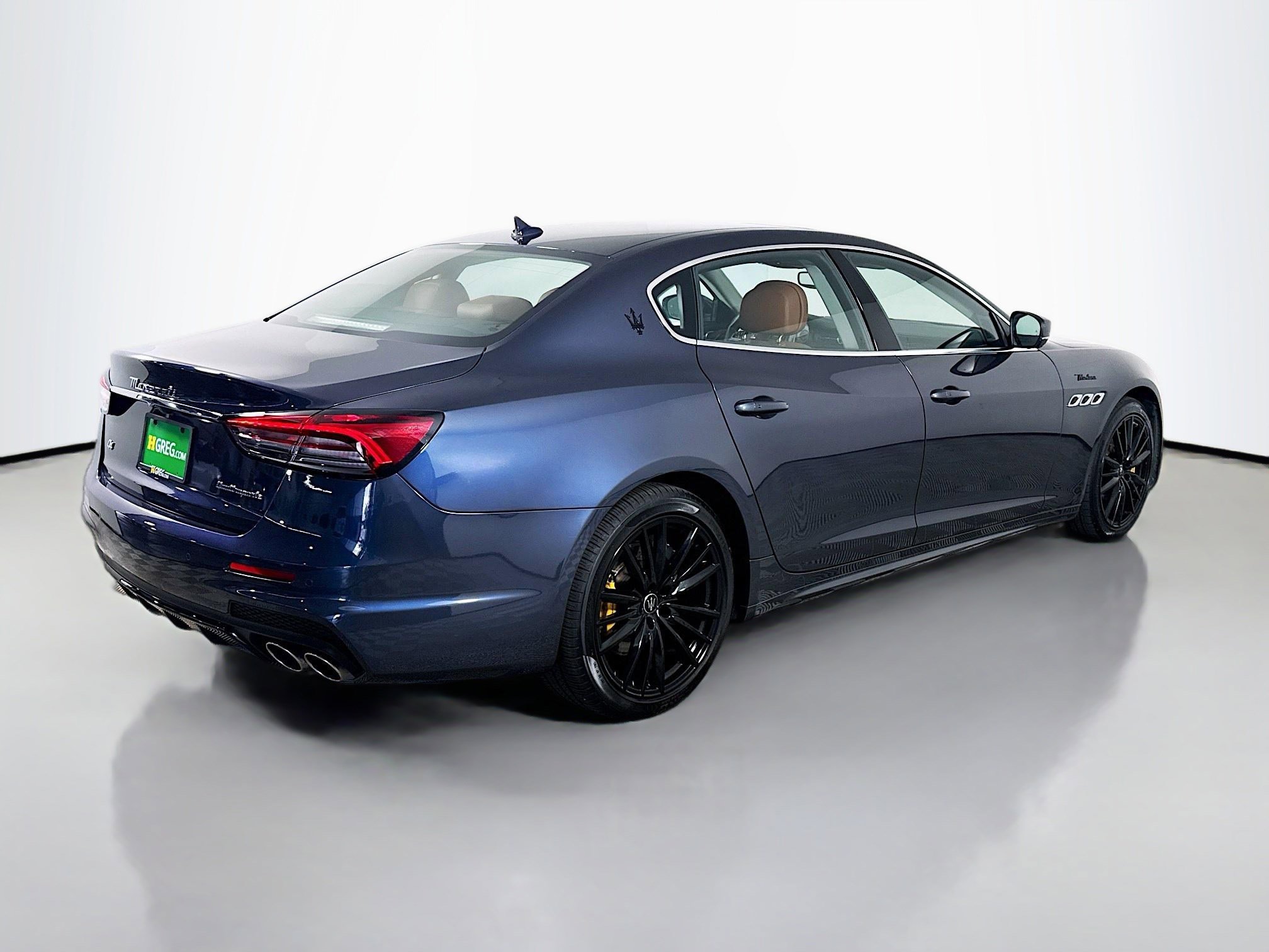 Used 2022 Maserati Quattroporte Modena Q4 image 10