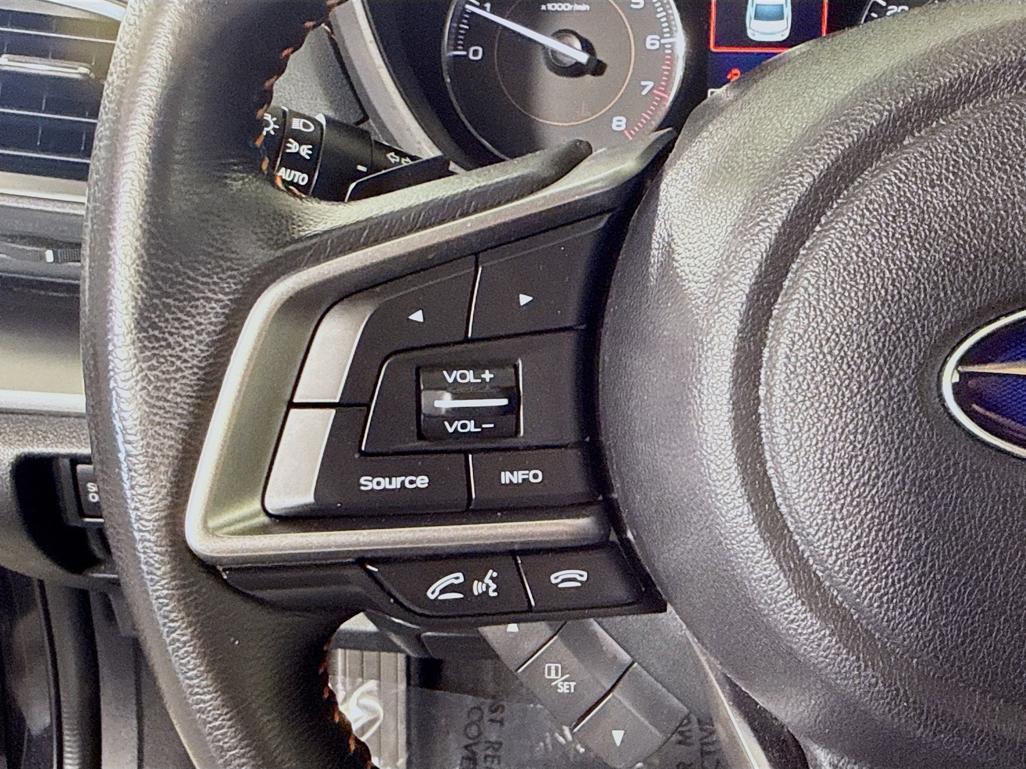 Used 2019 Subaru Crosstrek 2.0i Limited w/ Moonroof Package w/Navigation AWD/4WD image 14