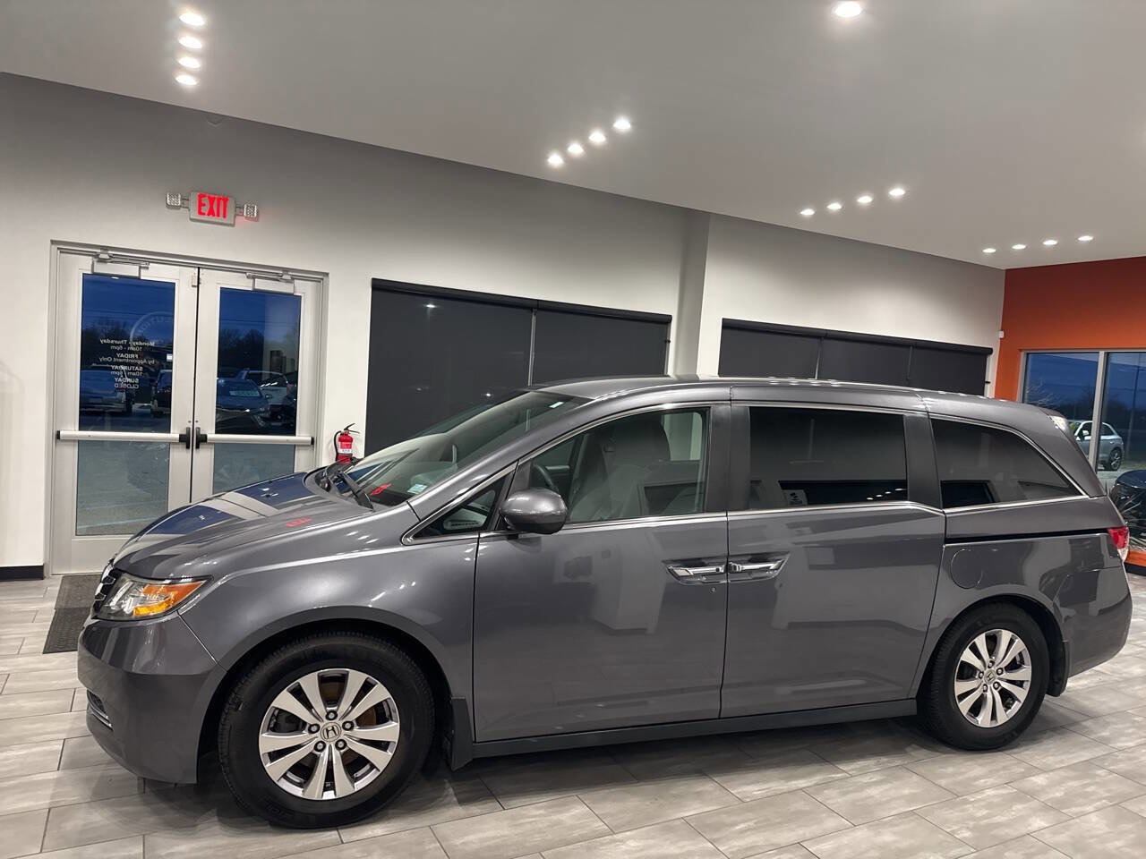 Used 2014 Honda Odyssey EX image 10