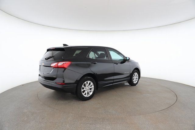 Used 2020 Chevrolet Equinox LS w/ LS Convenience Package image 18