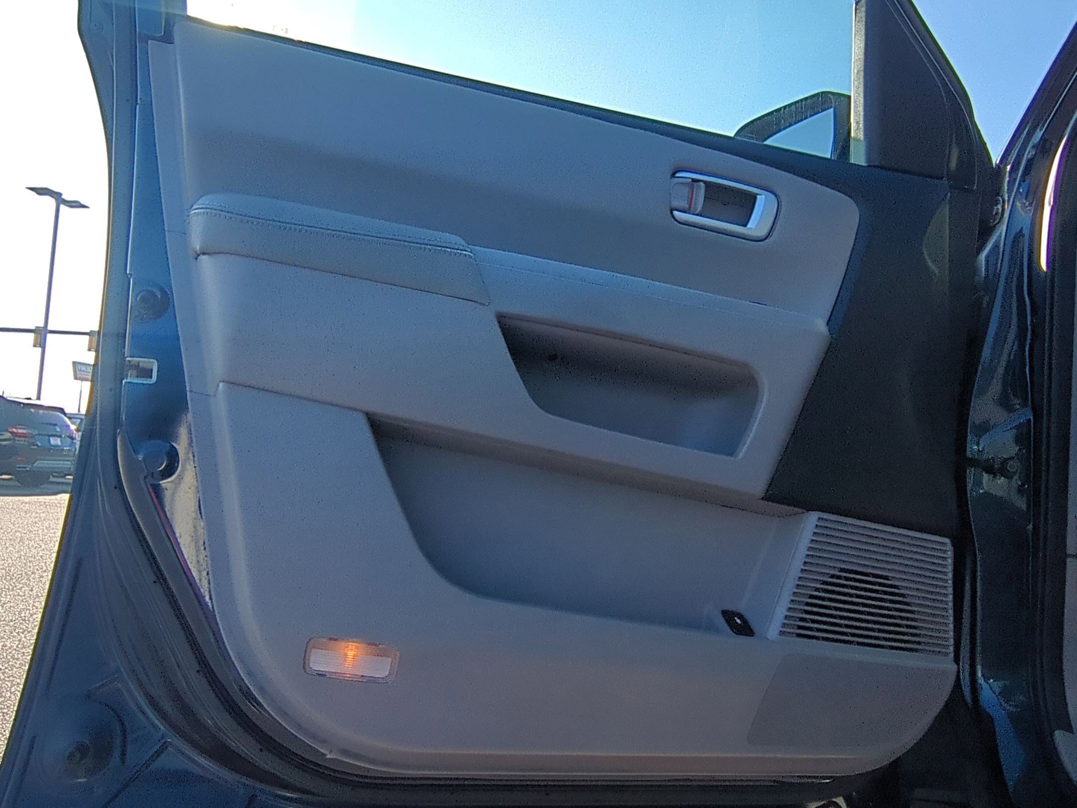 Used 2011 Honda Pilot EX-L image 14