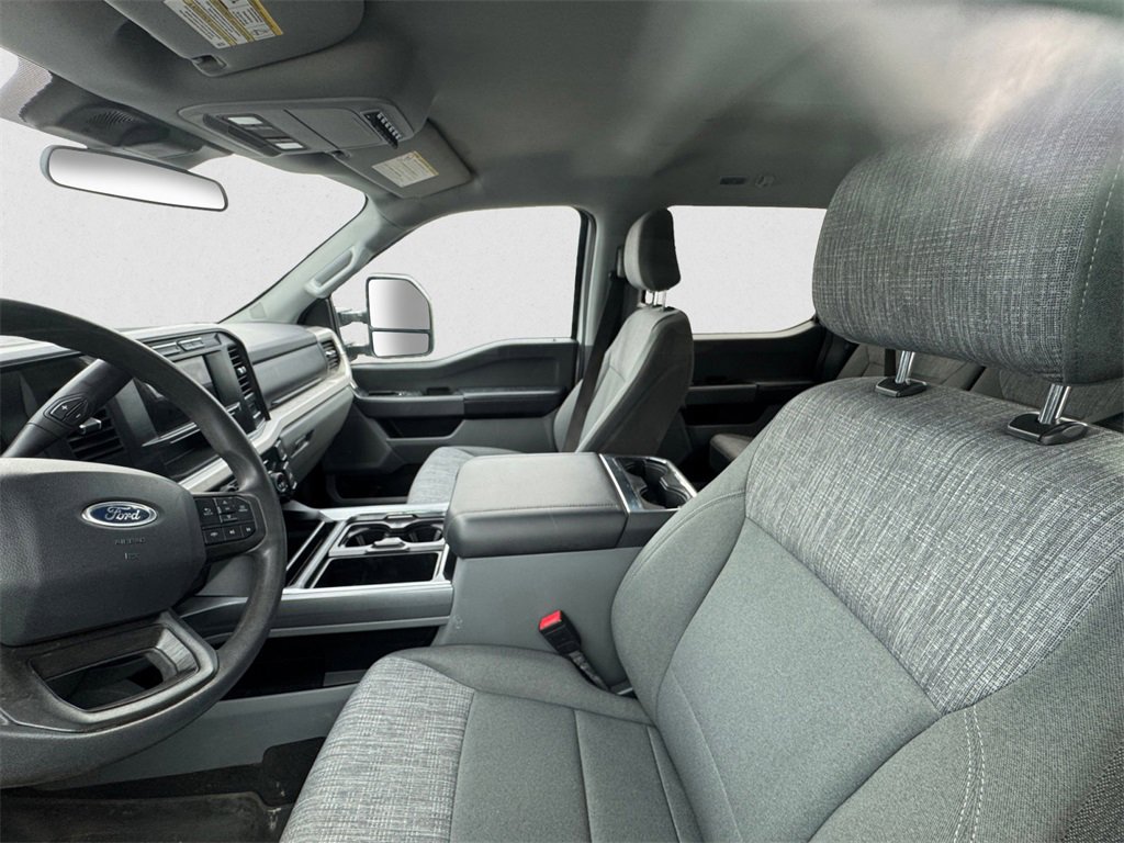 Certified 2024 Ford F350 XLT w/ FX4 Off-Road Package image 8