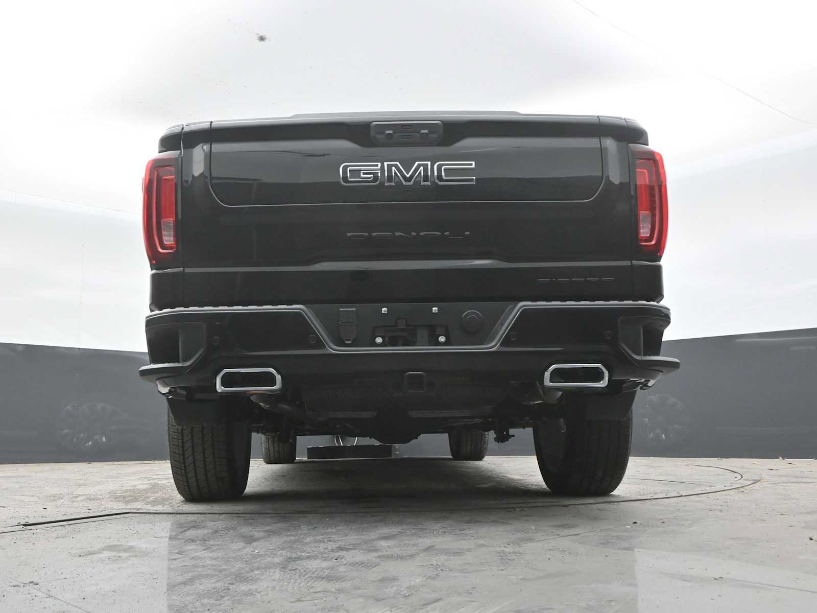New 2026 GMC Sierra 1500 Denali w/ Denali Reserve Package AWD/4WD image 32