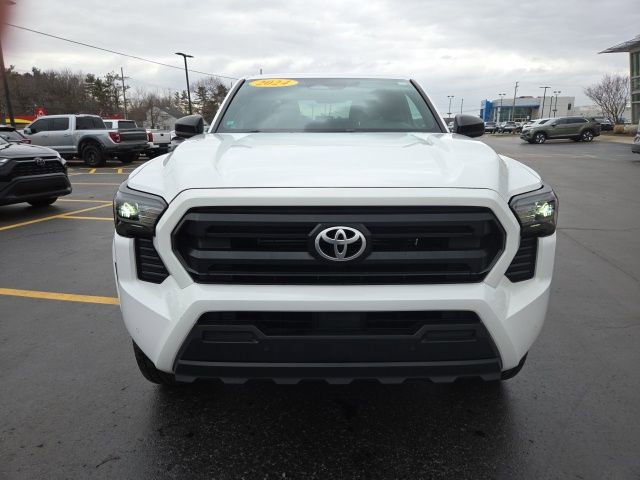 Used 2024 Toyota Tacoma SR w/ SR Upgrade Package video 2