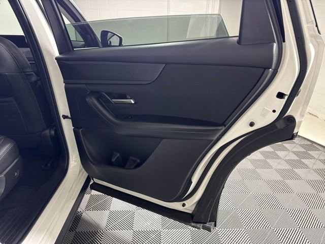 Certified 2025 MAZDA CX-90 3.3 Turbo w/ Select Package image 14
