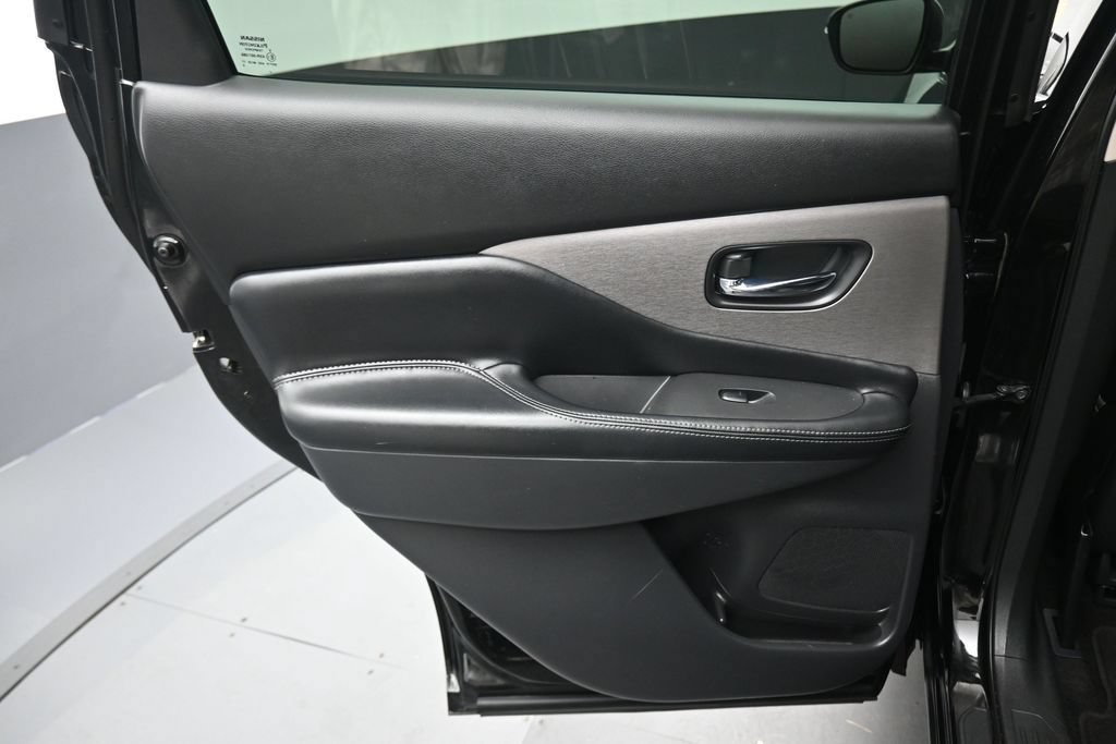 Used 2022 Nissan Murano SV FWD image 26