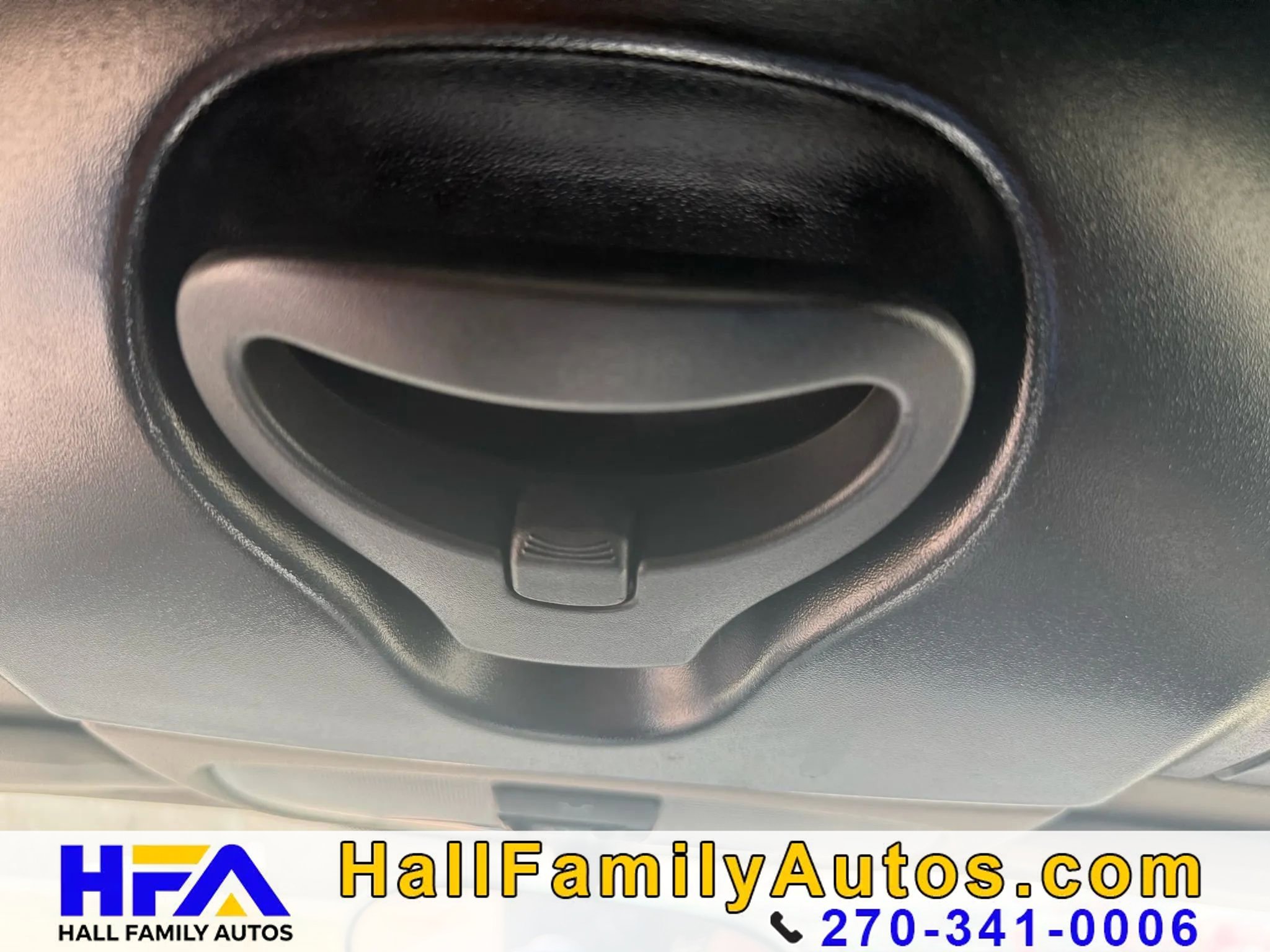 Used 2005 Chrysler Crossfire Convertible RWD image 21