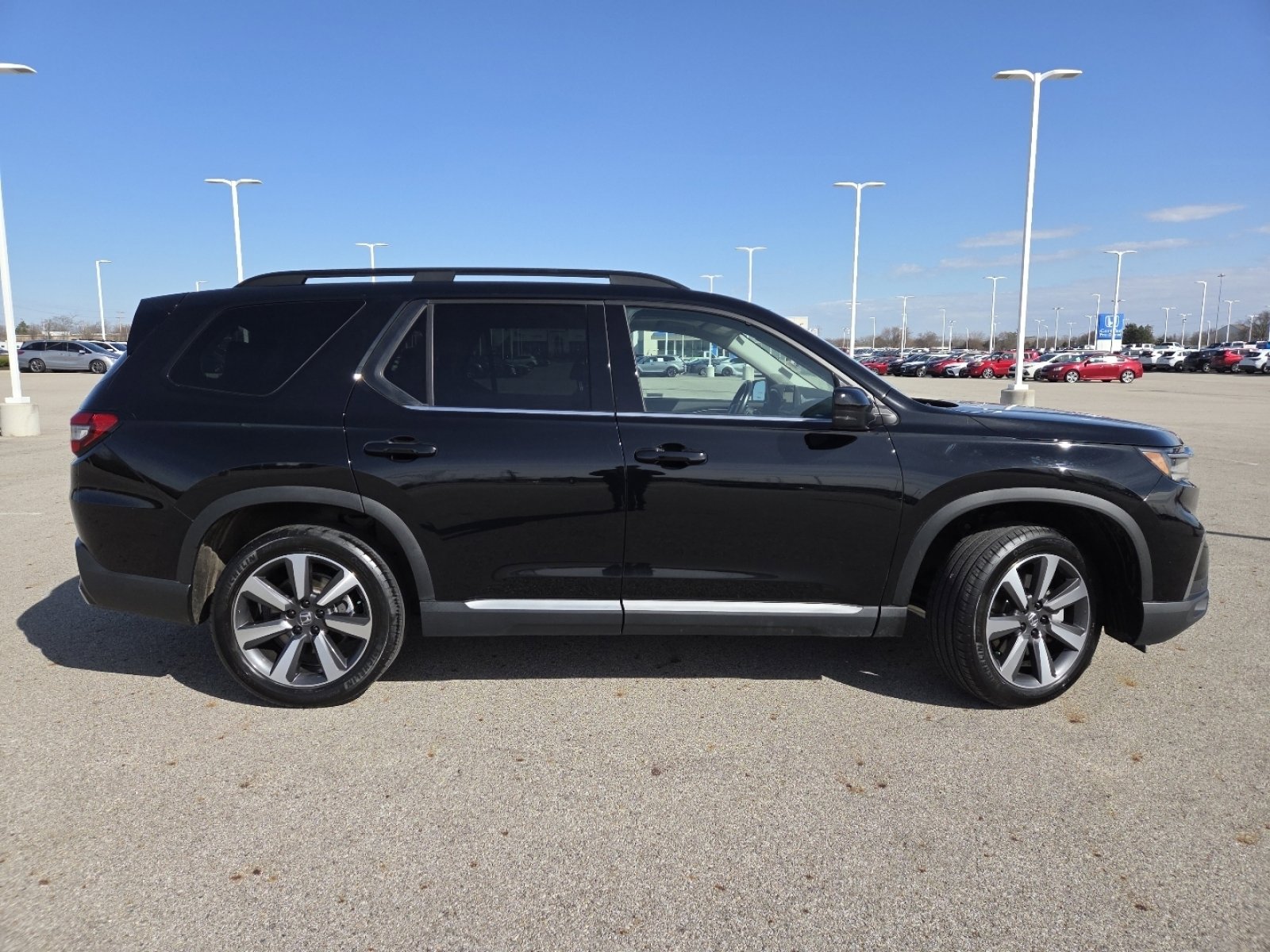 Used 2023 Honda Pilot Touring image 20
