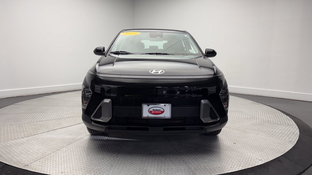 Used 2024 Hyundai Kona SE AWD/4WD image 42