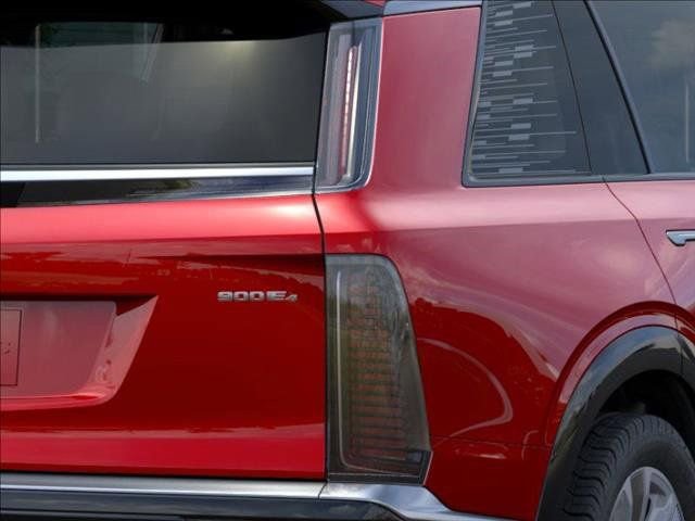New 2026 Cadillac Vistiq Luxury w/ LPO, Floor Liner Package image 11
