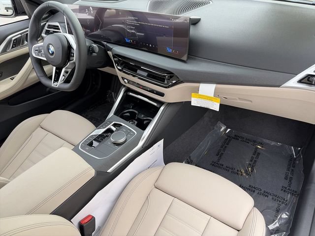 Used 2026 BMW 430i Coupe w/ M Sport Package RWD image 12