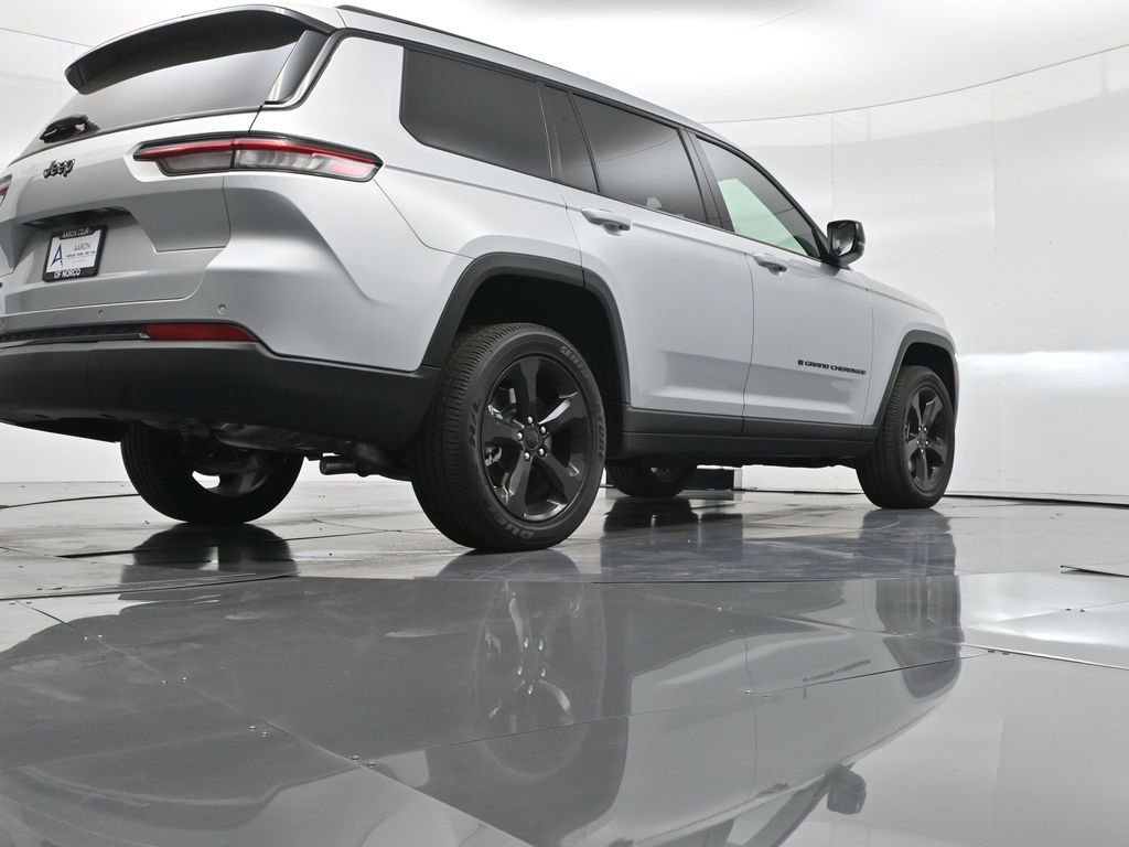 New 2025 Jeep Grand Cherokee L Altitude image 43