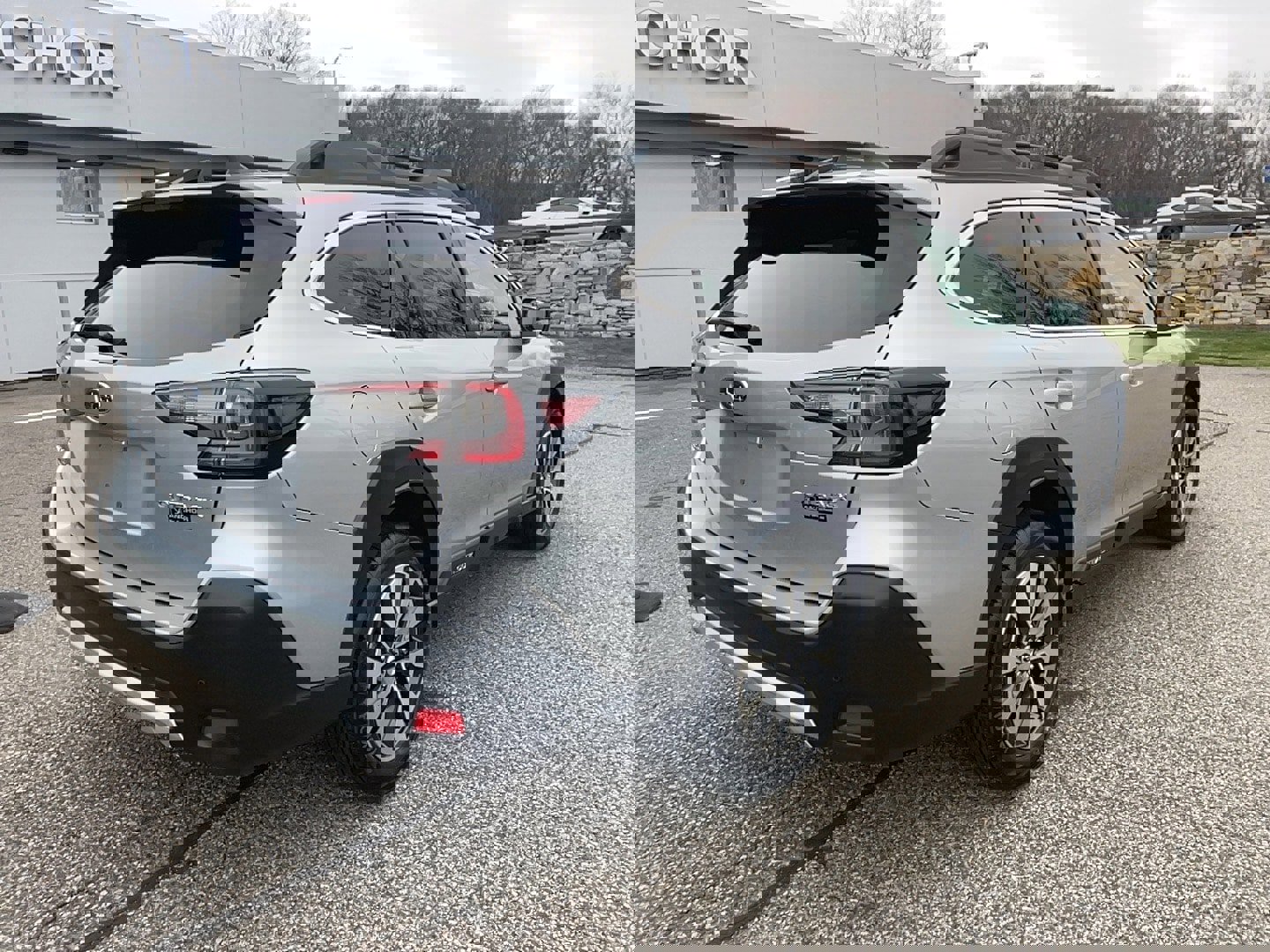 Used 2024 Subaru Outback Limited image 18