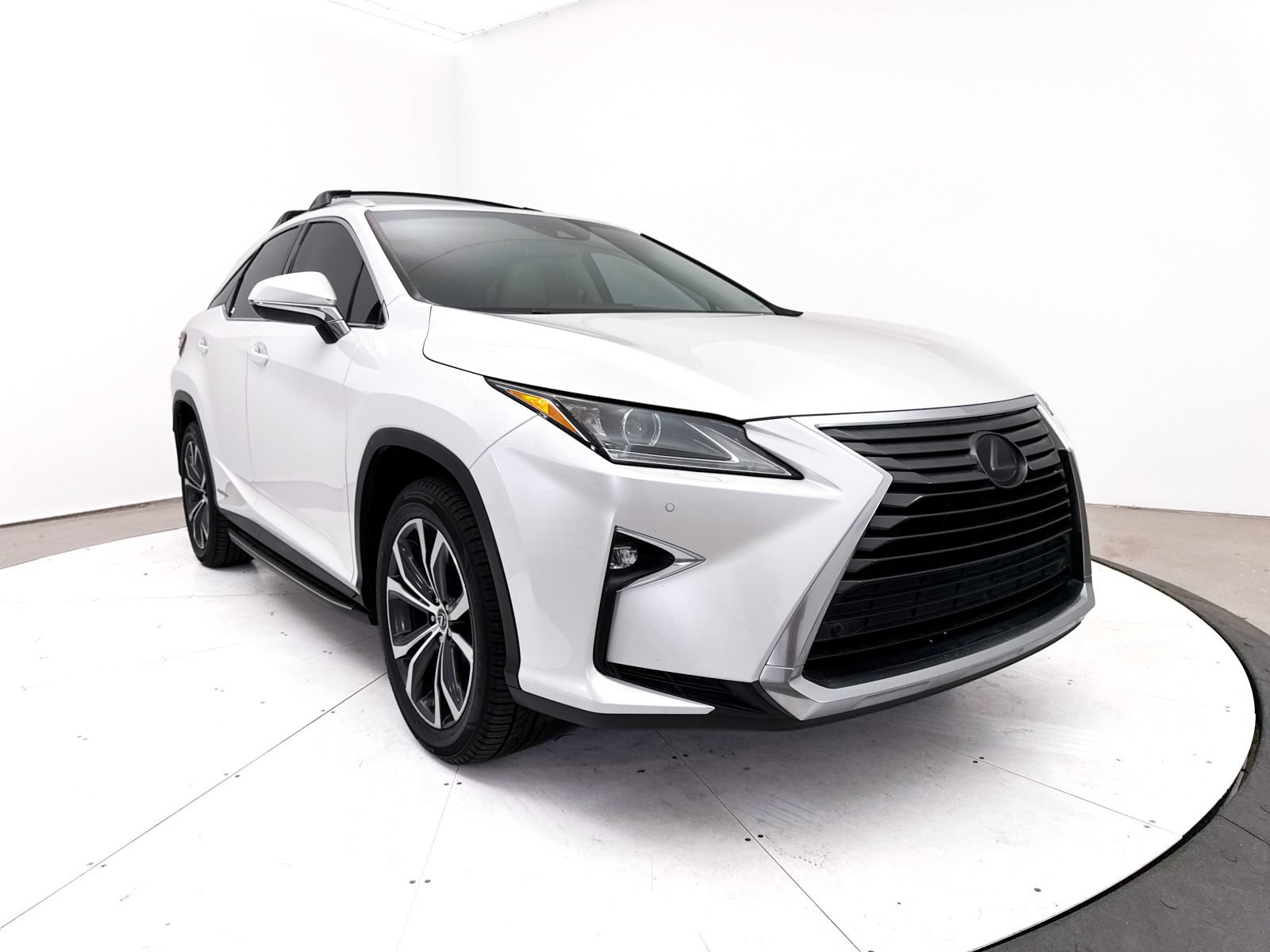 Used 2019 Lexus RX 450h AWD w/ Navigation Package image 12