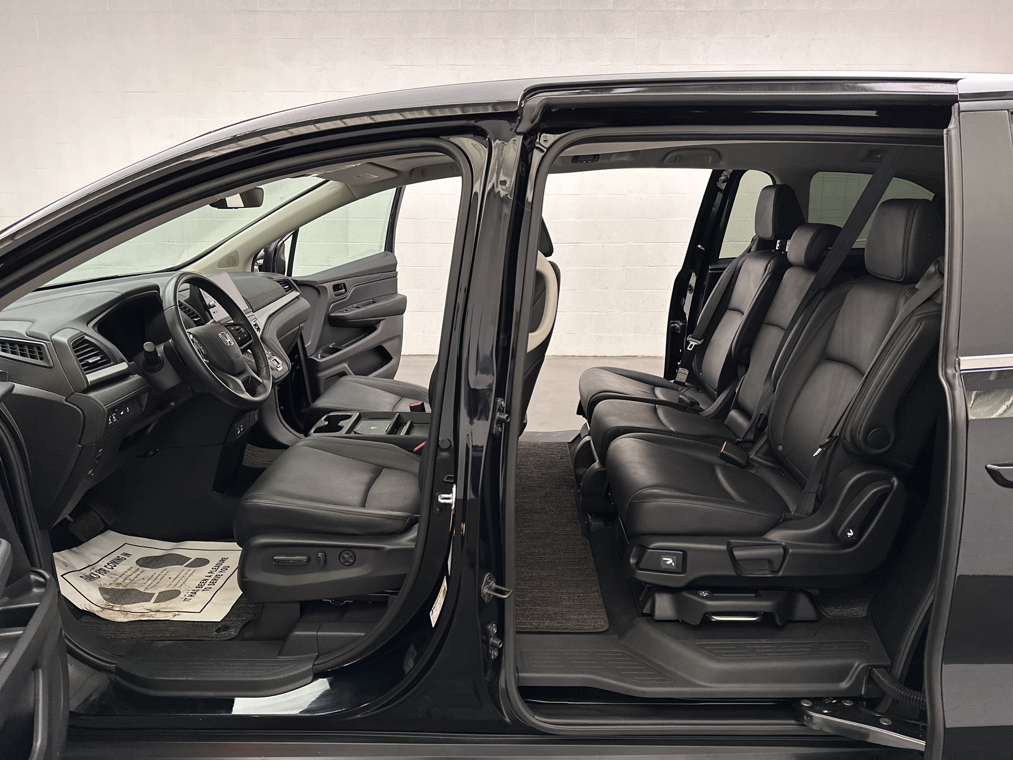 Used 2025 Honda Odyssey EX-L image 15
