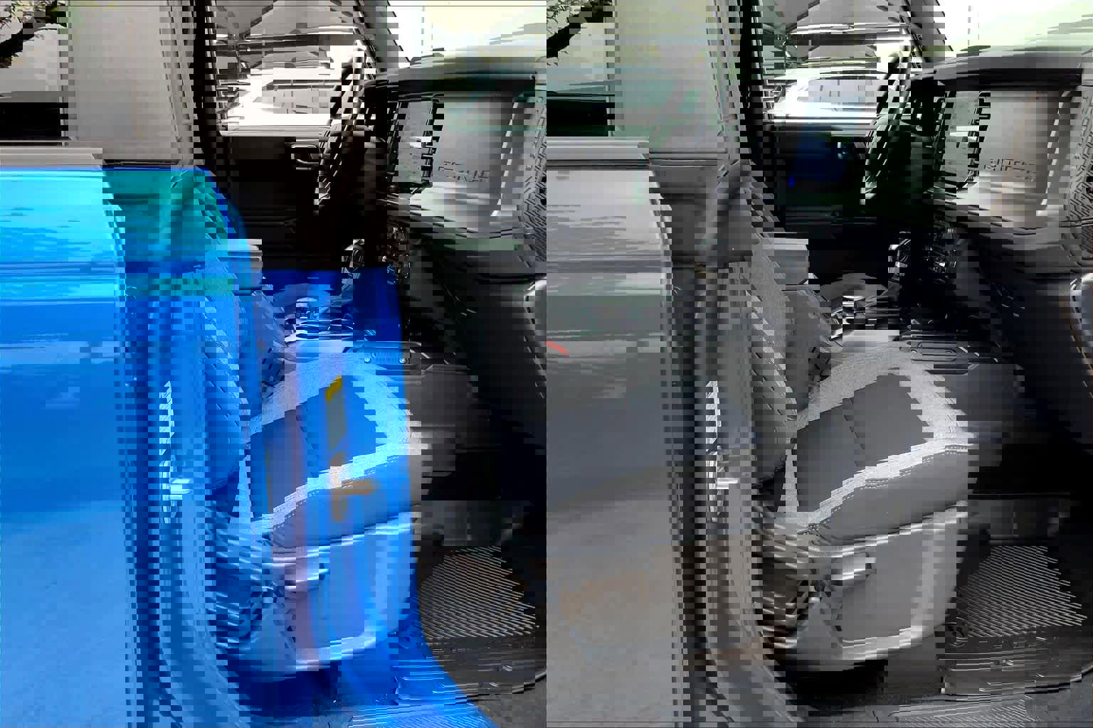 Used 2025 Ford Bronco Big Bend image 9