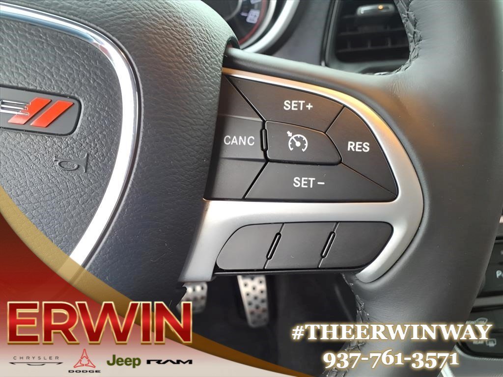 Used 2015 Dodge Challenger R/T Plus RWD image 19