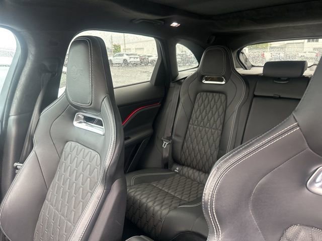 Used 2020 Jaguar F-PACE SVR image 12