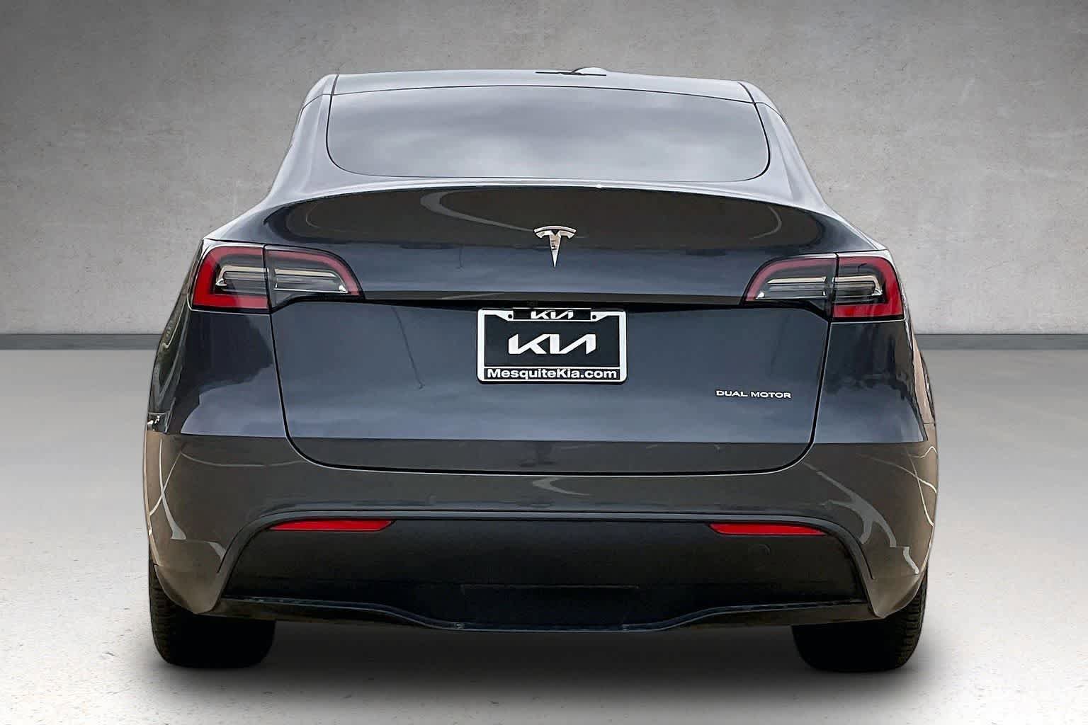 Used 2021 Tesla Model Y Long Range AWD/4WD image 5