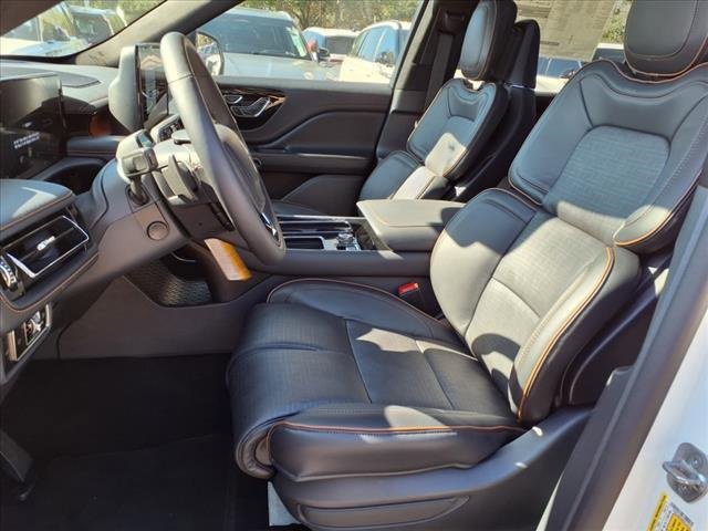 New 2025 Lincoln Aviator Black Label image 14