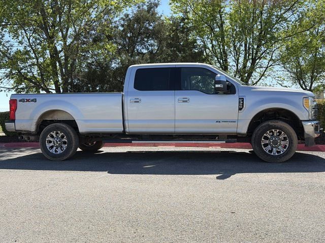 Used 2017 Ford F350 Lariat w/ Chrome Package AWD/4WD image 2