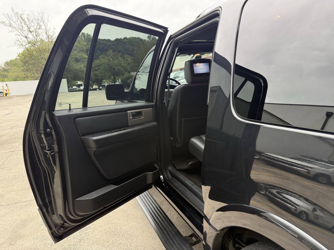 Used 2015 Ford Expedition EL Limited w/ Equipment Group 301A AWD/4WD image 52