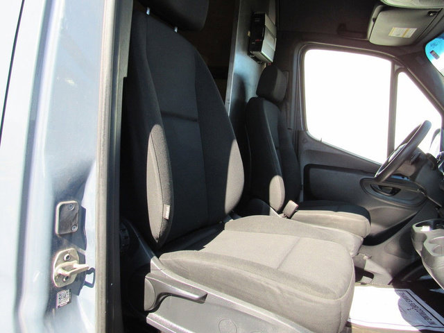 Used 2019 Mercedes-Benz Sprinter 170 image 14