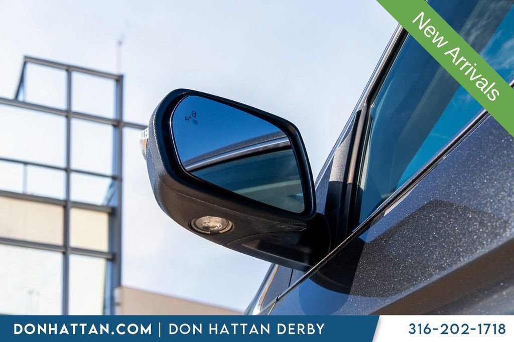 Used 2019 Ford Edge SEL w/ Equipment Group 201A image 36