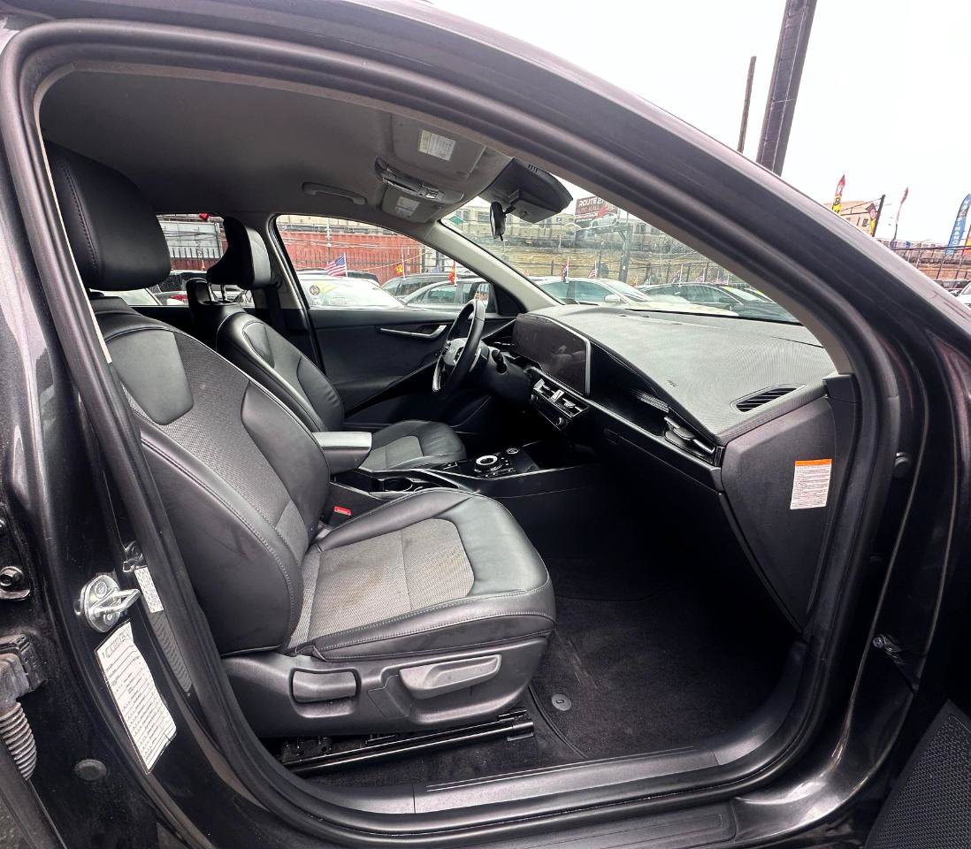 Used 2023 Kia Niro Wind FWD image 21