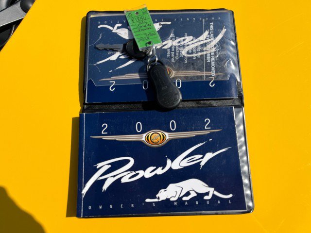 Used 2002 Chrysler Prowler image 28