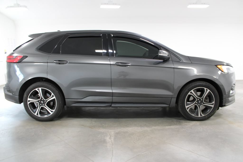 Used 2020 Ford Edge ST w/ Equipment Group 401A AWD/4WD image 12