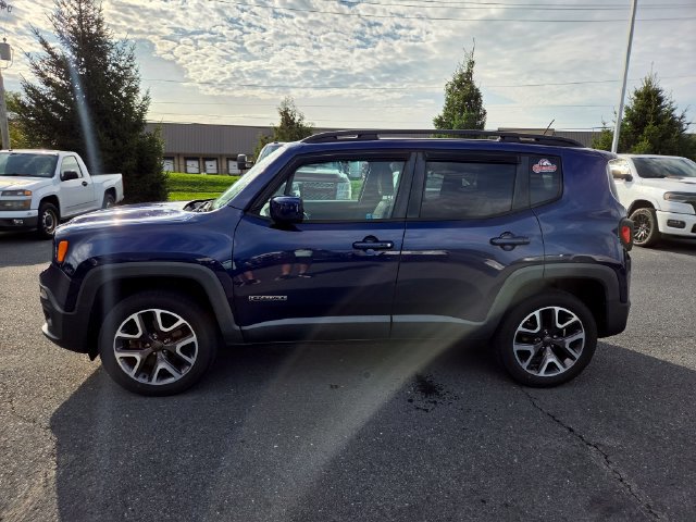 Used 2016 Jeep Renegade Latitude w/ Cold Weather Group AWD/4WD image 12