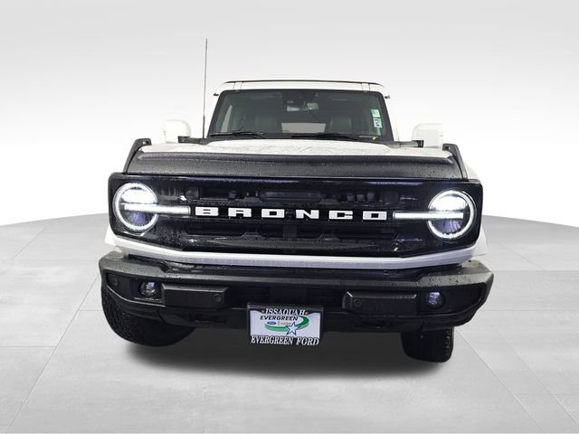 Used 2021 Ford Bronco Outer Banks image 2