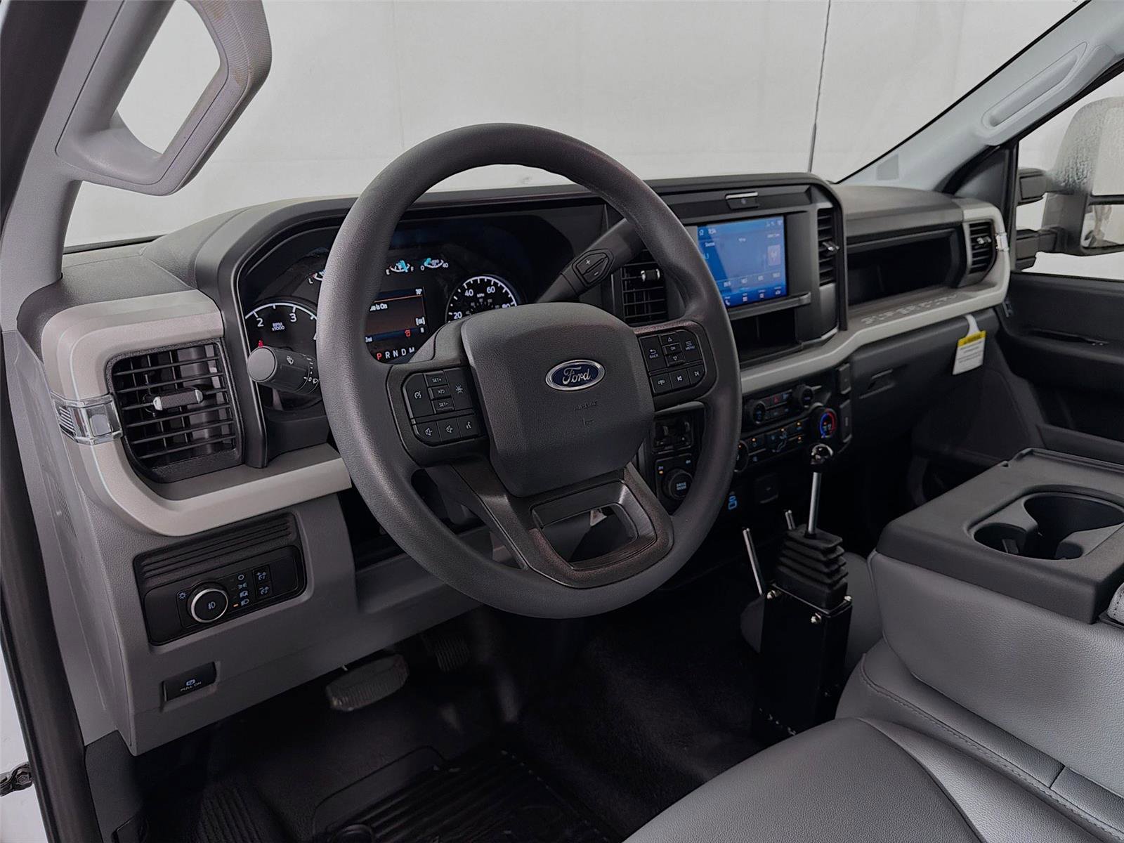 New 2026 Ford F550 4x4 Regular Cab Super Duty image 9