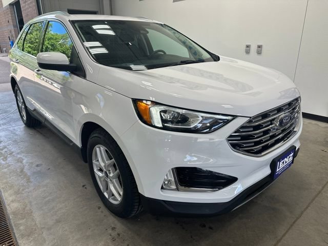 Used 2021 Ford Edge SEL w/ Convenience Package AWD/4WD image 2