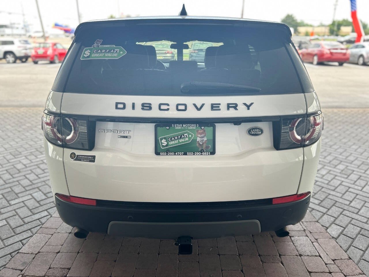 Used 2017 Land Rover Discovery Sport HSE AWD/4WD image 13
